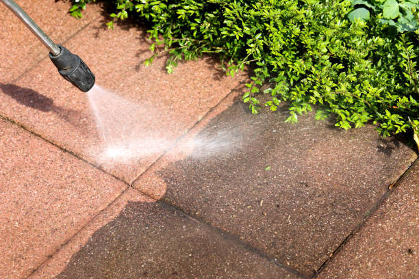 Why Choose Our Certified Pressure Washing Experts for Your Project Needs in Mosinee, WI?